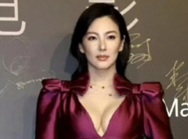 深圳街拍生图炸雷！张雨绮酒红绸缎裹身透“肉香”，宁静预言成真-福娃资源分享网