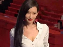 50岁林志玲现身日本活动，大方秀出身材，网友惊呼：说30岁我也信-福娃资源分享网